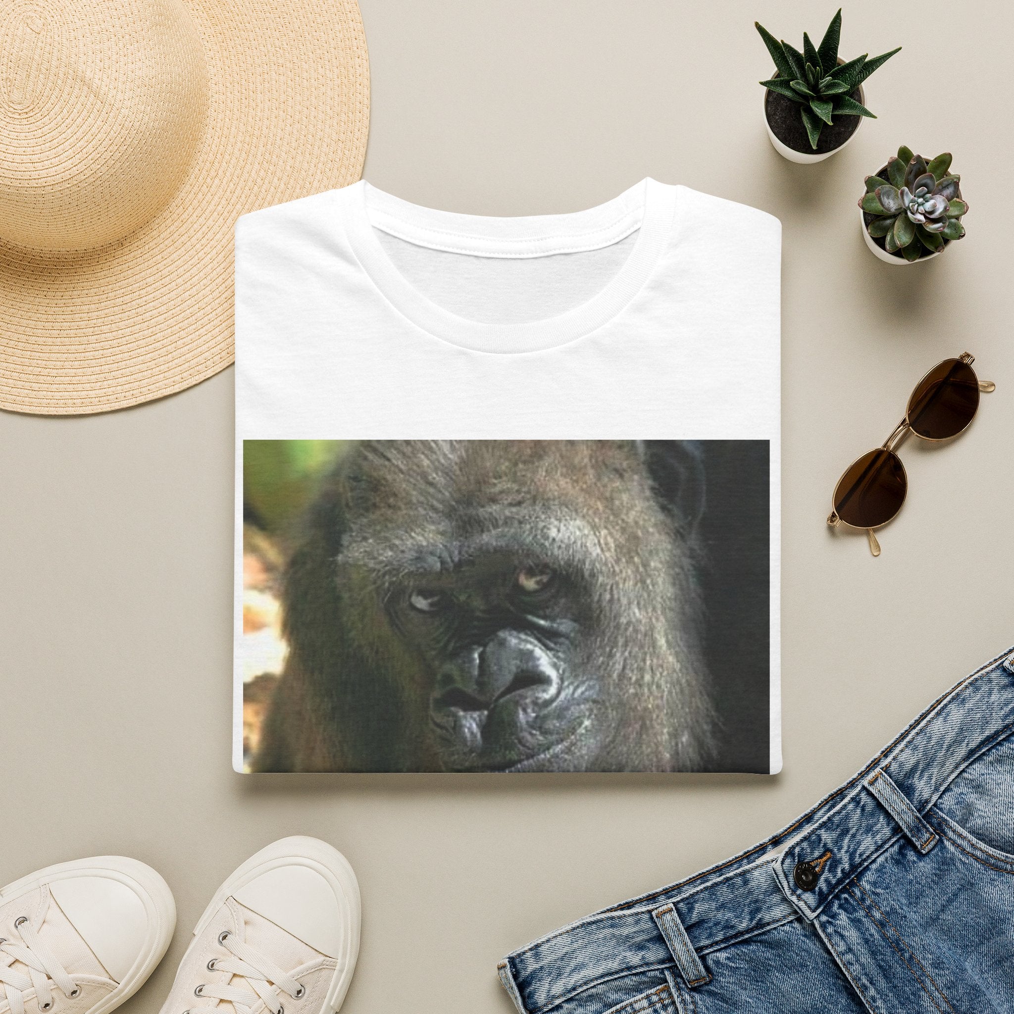 Gorilla Middle Finger - T-Shirt